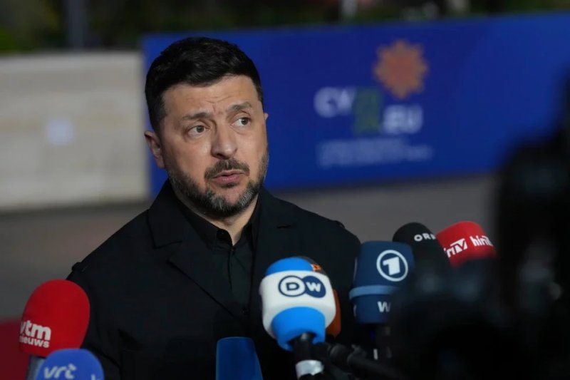 Hungary returns $82 million in seized Ukrainian cash and gold after months of tensions