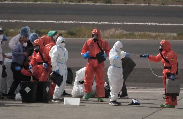 Cruise ship passengers enter quarantine after hantavirus outbreak -  VIDEO 