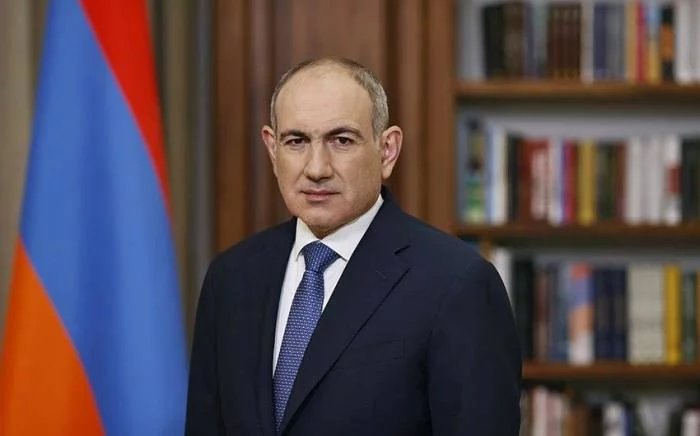 Pashinyan thanks Ilham Aliyev for attending the EPC summit