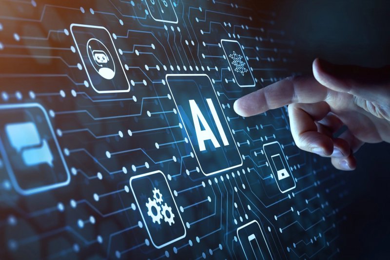 Chinese technician transforms grid, reinvents career in AI age