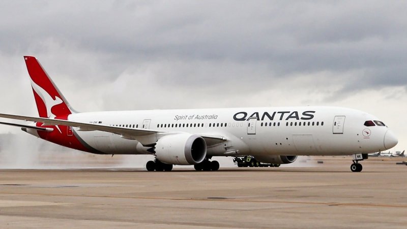 Qantas extends flight cuts amid fuel cost pressures