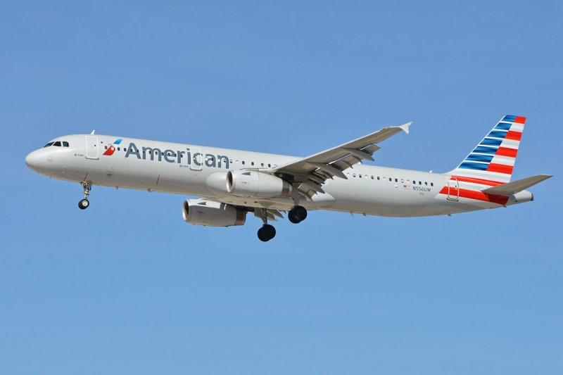Emergency landing in Charlotte after A319 loses all power