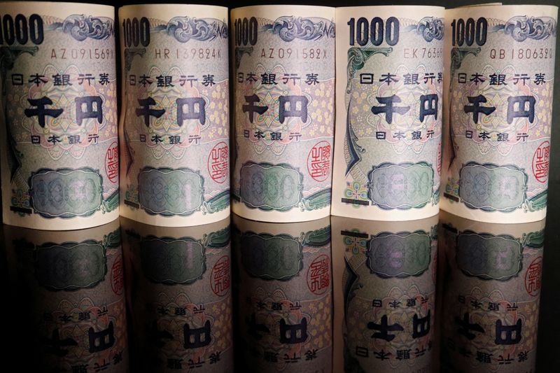 Iran war sends oil surging: Emergency action taken to save the yen
