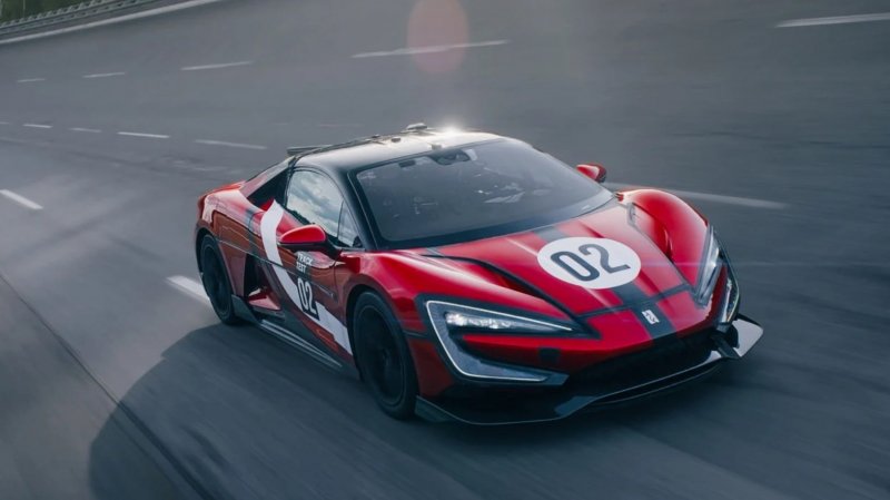 What makes the Yangwang U9 Xtreme different from other electric supercars? 