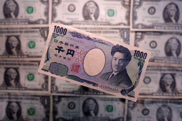 Yen suddenly jumps: Markets on high alert