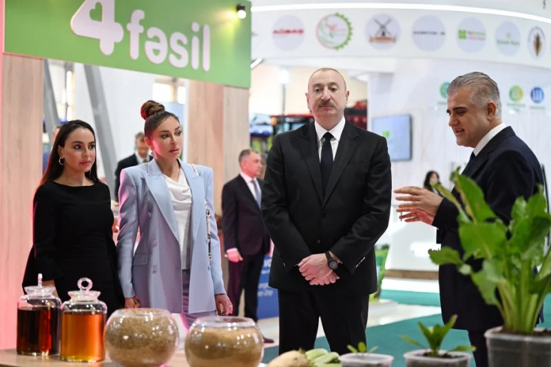 President Aliyev visits 19th Caspian Agro Week, 31st Interfood Azerbaijan exhibitions 