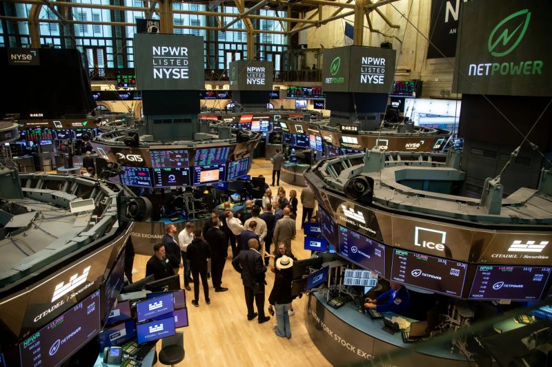 S&P 500, Nasdaq, Dow futures jump as tech earnings lift sentiment
