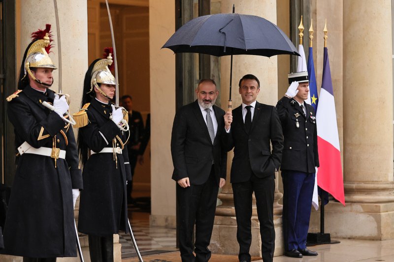 France needs Armenia as an anti-Russian platform, not an equal partner  