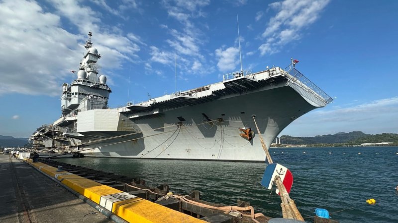 France deploys aircraft carrier group to Red Sea, Gulf of Aden