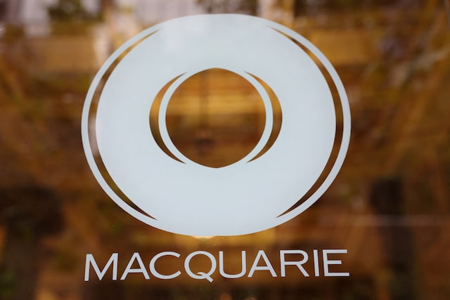 Macquarie beats profit estimates on commodity boost, shares hit record high 