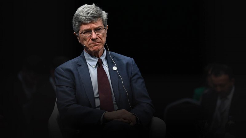 Jeffrey Sachs warns Iran-US tensions in Strait of Hormuz may end without formal deal