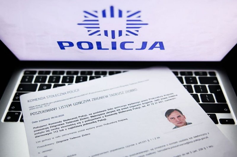 Wanted ex-Polish minister flees Hungary as Magyar takes power