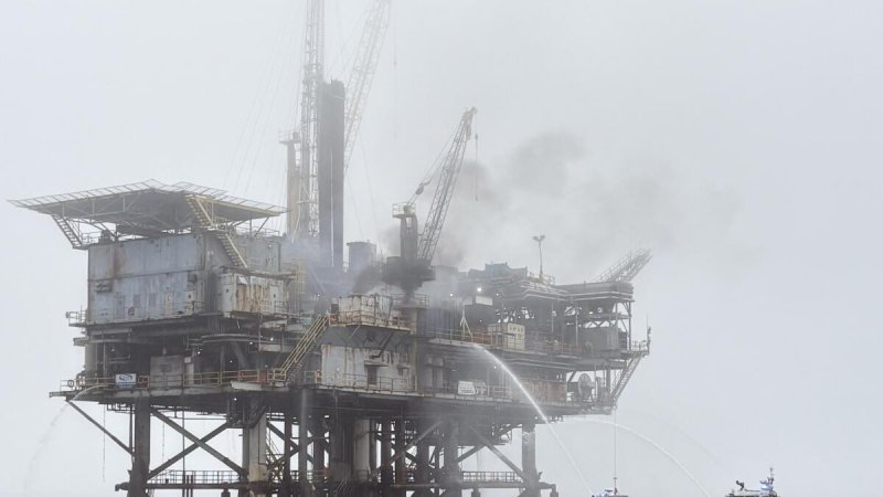 Fire breaks out on offshore oil platform off California coast