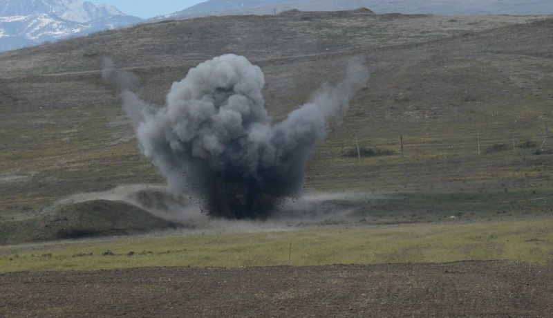 Azerbaijani servicemen injured in mine blast