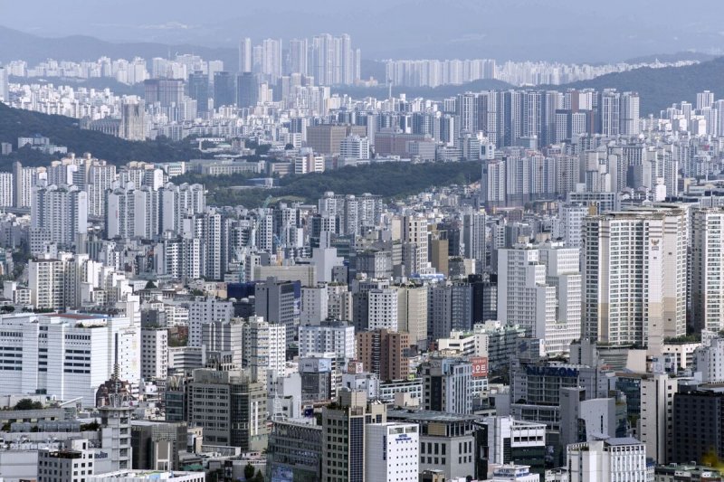 South Korea mulls social tax on AI gains from chip giants