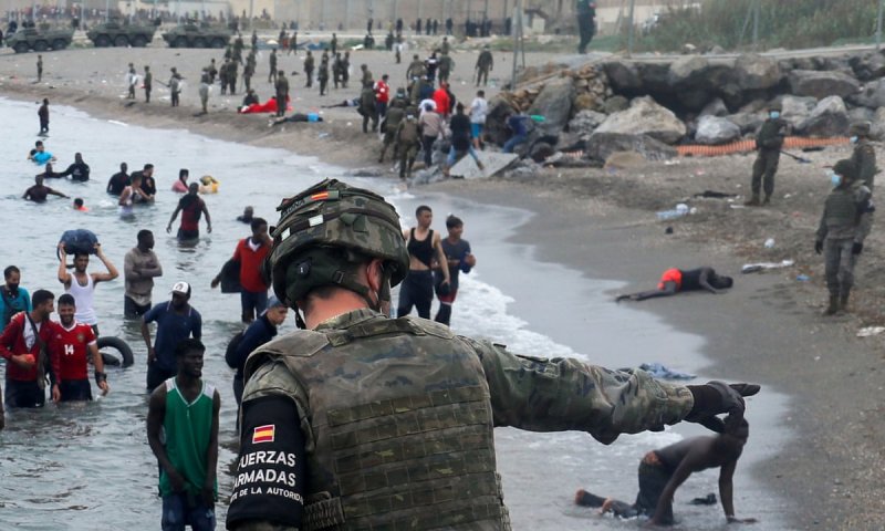 U.S. turns away mass migration
