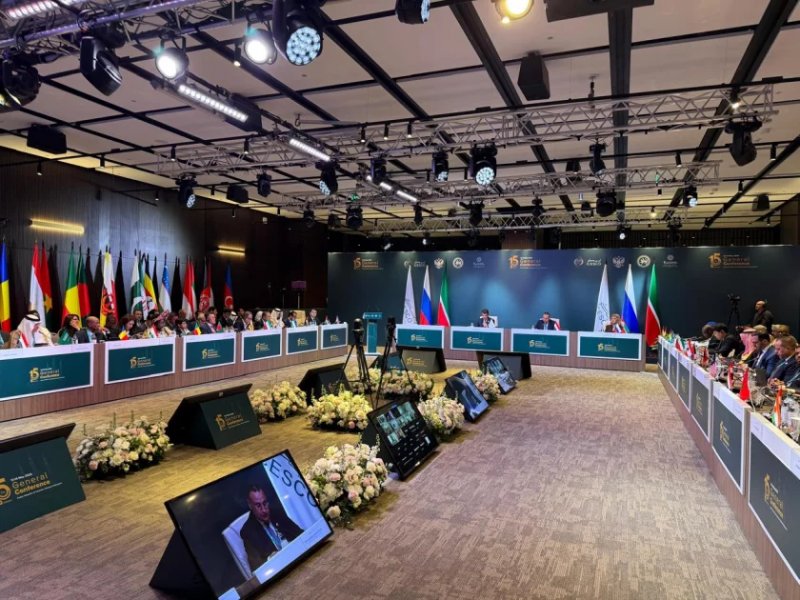Azerbaijani officials join ICESCO General Conference