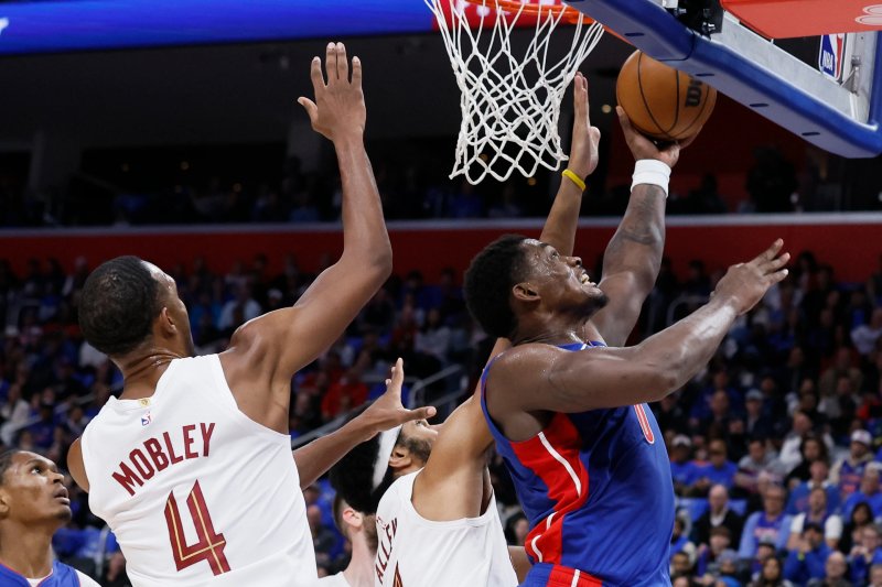 Cavaliers rally past Pistons in OT, take 3-2 series lead