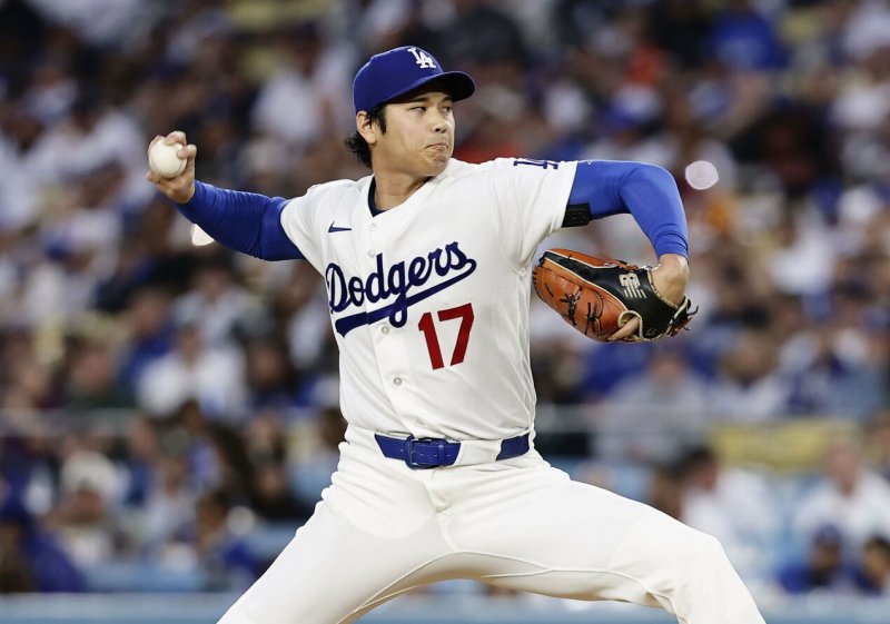 Ohtani shines with 7 scoreless innings in Dodgers win over Giants