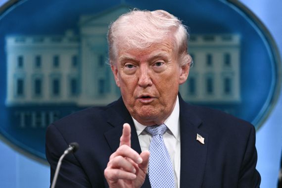 White House fears gas may hit $5: report