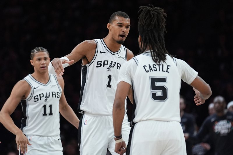 Spurs crush Timberwolves to reach Western Conference finals