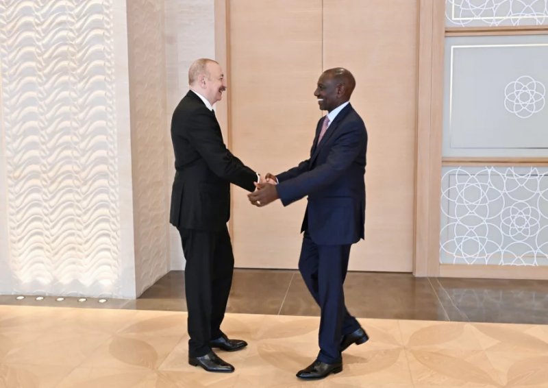 President Ilham Aliyev met with delegation led by President of Kenya - VIDEO 
