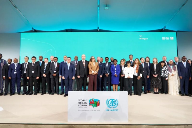 First day of WUF13 marked by ministerial meeting, flag raising ceremony and Assembly sessions -  PHOTOS  