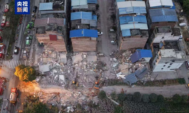 5.2-magnitude earthquake hits southwest China; at least two dead -  VIDEO 