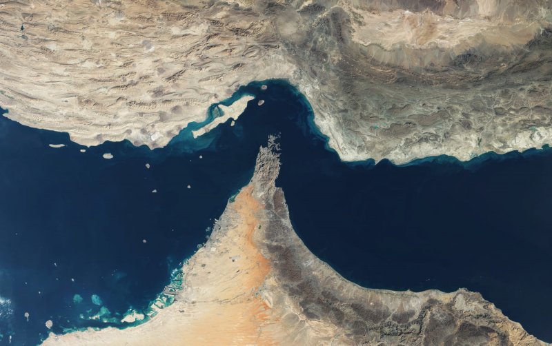 New Strait of Hormuz shipping mechanism discussed by Iran, Oman