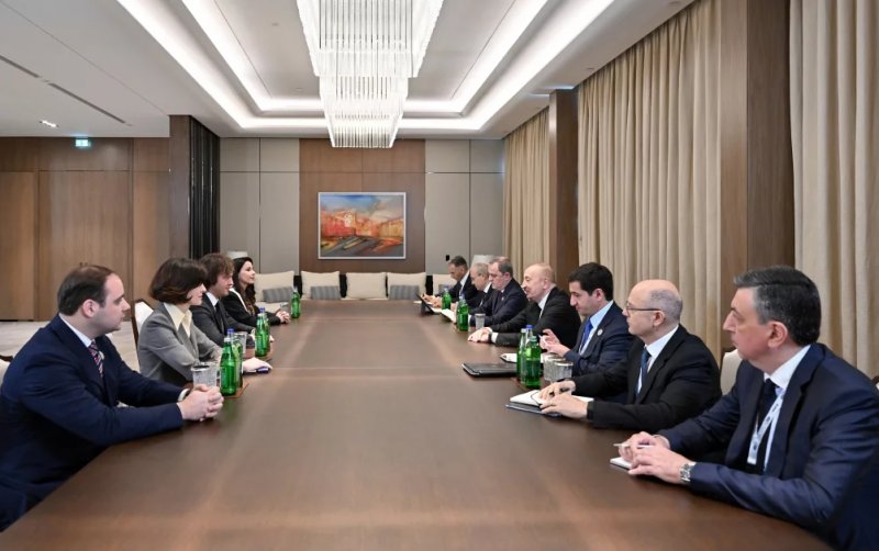 Azerbaijan, Georgia sign major energy and transit deals in Baku