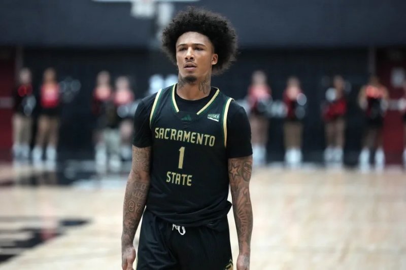Mikey Williams withdraws from transfer portal to stay at Sac State