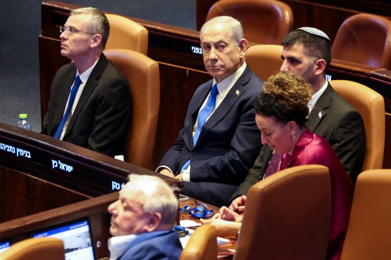 Israeli politicians react after Knesset vote on dissolution