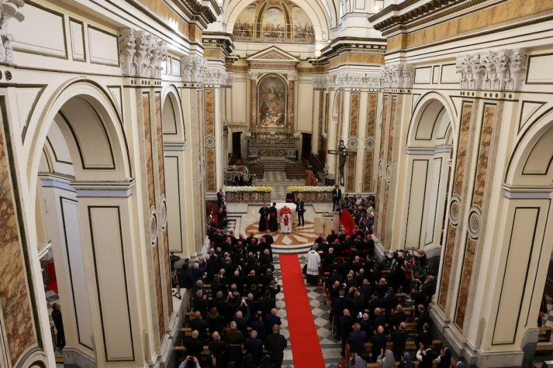 Pope Leo visits Italy's 'Triangle of Death' toxic waste site