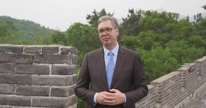 Serbia's Vučić hails Chinese spirit during Great Wall visit -  VIDEO 