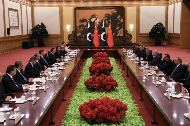 China's Xi thanks PM Sharif for Pakistan's mediation between US, Iran