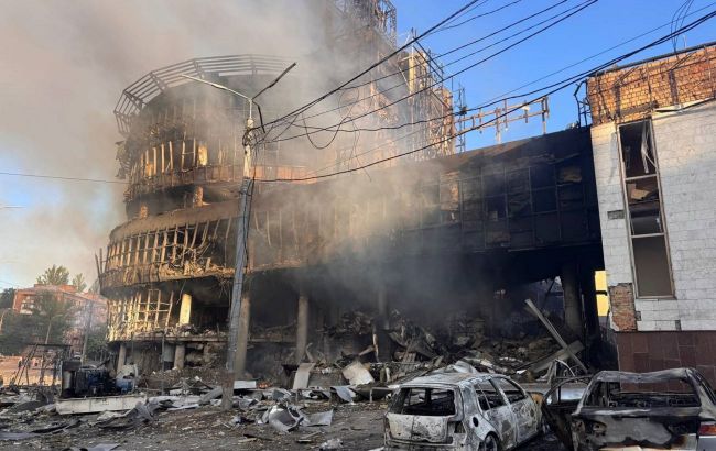  Russia threatens systematic strikes on Kyiv to mask failures 