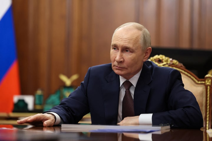 Russian business lobby asks Putin for heavy weapons to fight drones