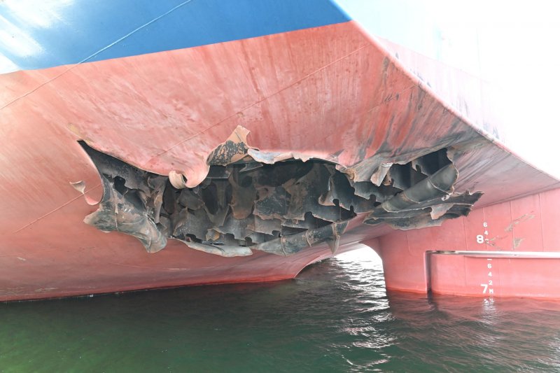 Seoul says Iran-linked missiles hit South Korean vessel in Hormuz