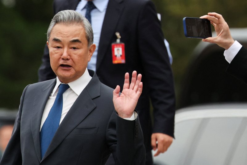 Canada’s trade minister calls China’s foreign minister visit a positive sign