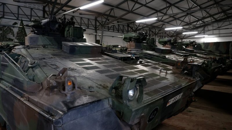 Germany orders 2,000 military trucks to face Russia threat