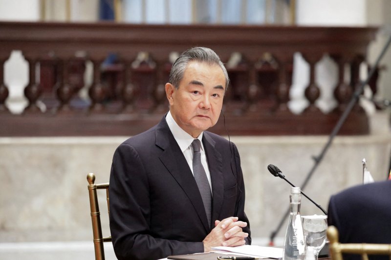 Wang Yi calls for stronger China–Canada partnership