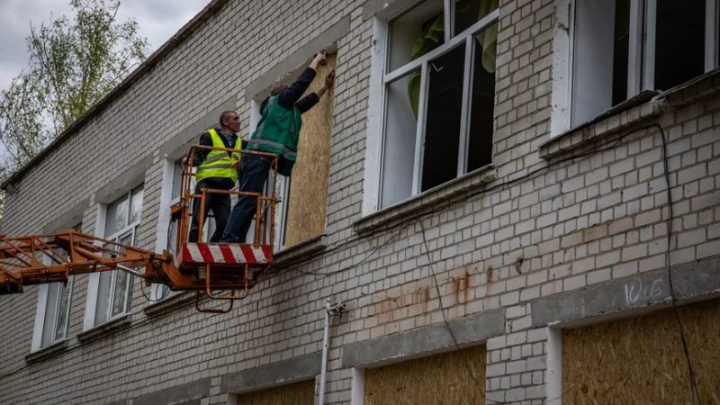 Explosion hits building planned for asylum shelter in Dutch city of Den Bosch 