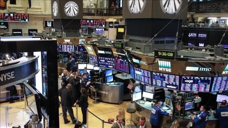 Dow, S&P 500, Nasdaq futures surge amid oil price decline