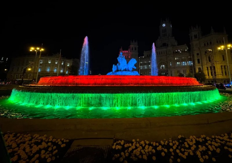 Madrid’s iconic Cibeles Fountain illuminated in Azerbaijani flag colors -  PHOTOS 