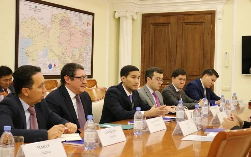 Kazakhstan boosts economic ties and investment growth