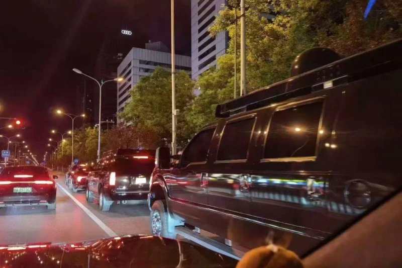 Trump motorcade vehicles spotted in Beijing ahead of Xi summit