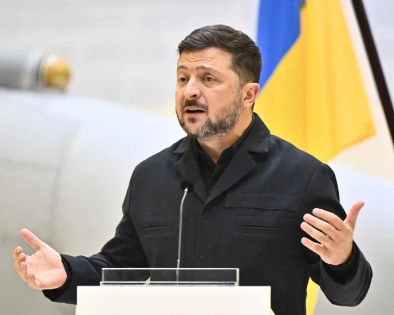 Zelenskyy warns Russia plans ‘massive new strike’