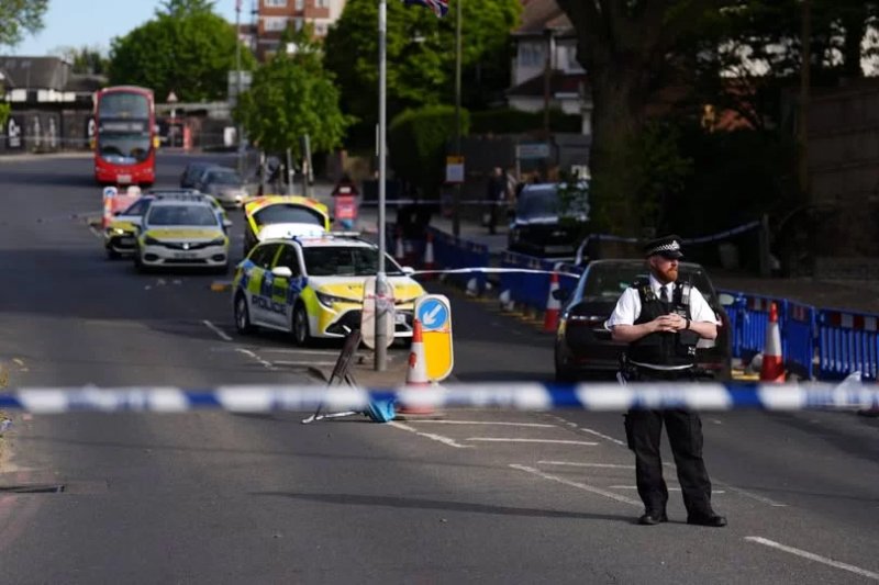 Man charged with attempted murder after antisemitic stabbings in Golders Green -  VIDEO 