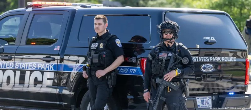 Gunfire near National Mall: Secret service shoots armed man after confrontation -  VIDEO 