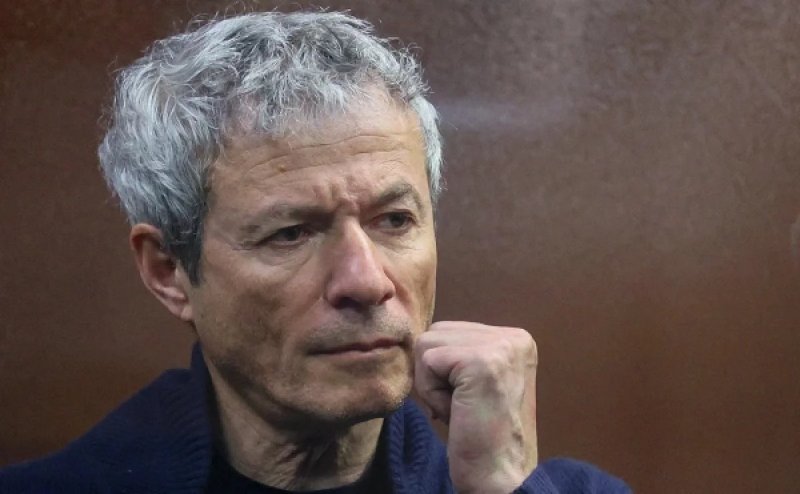 Russian billionaire stripped of most assets
